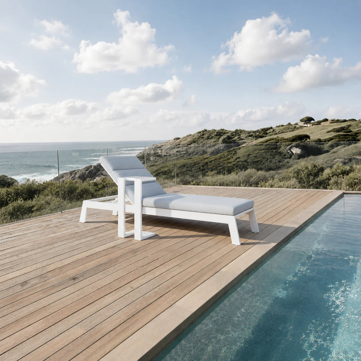 Luxury White Aluminium Outdoor Sun Lounger with Cushion