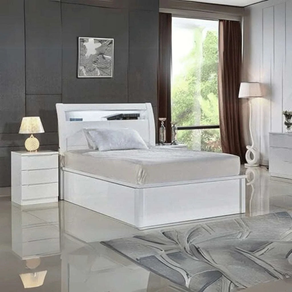 High gloss Rugby storage bed in white
